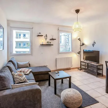 Superbe Appartement - Parking Gratuit - 4 Personnes Chambéry Extérieur photo