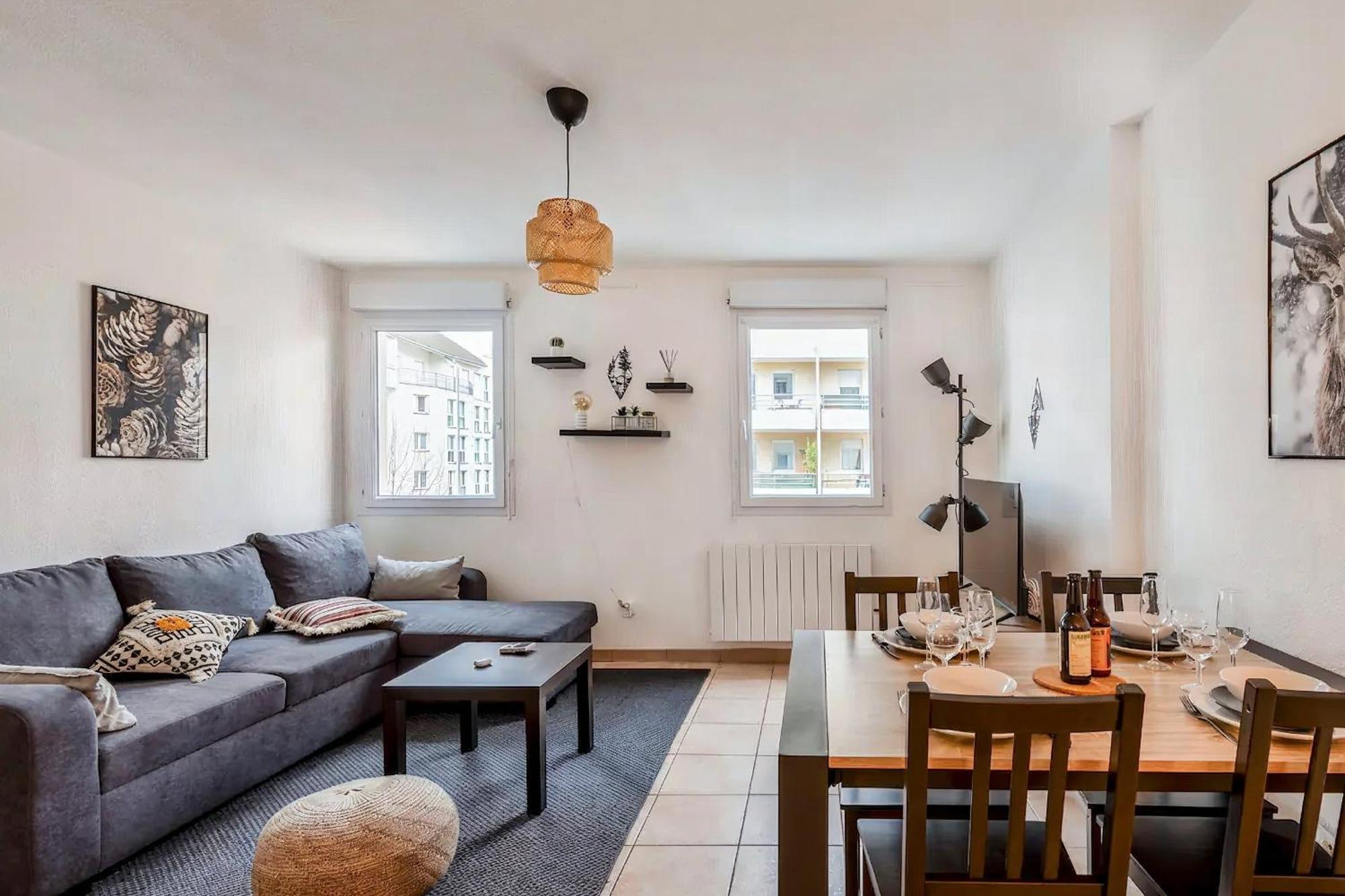 Appartement Superbe - Parking Gratuit - 4 Personnes