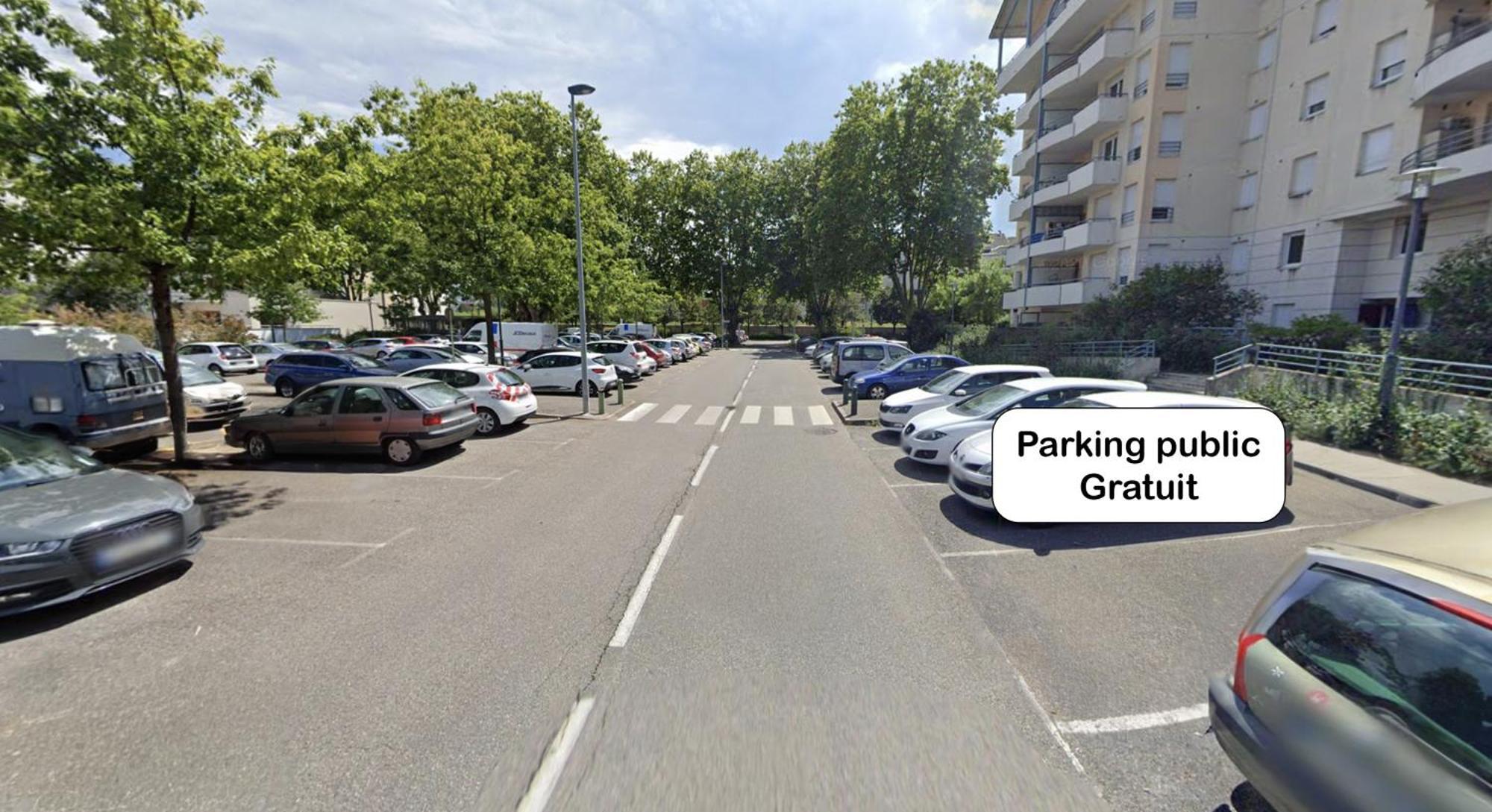 Superbe - Parking Gratuit - 4 Personnes Appartement